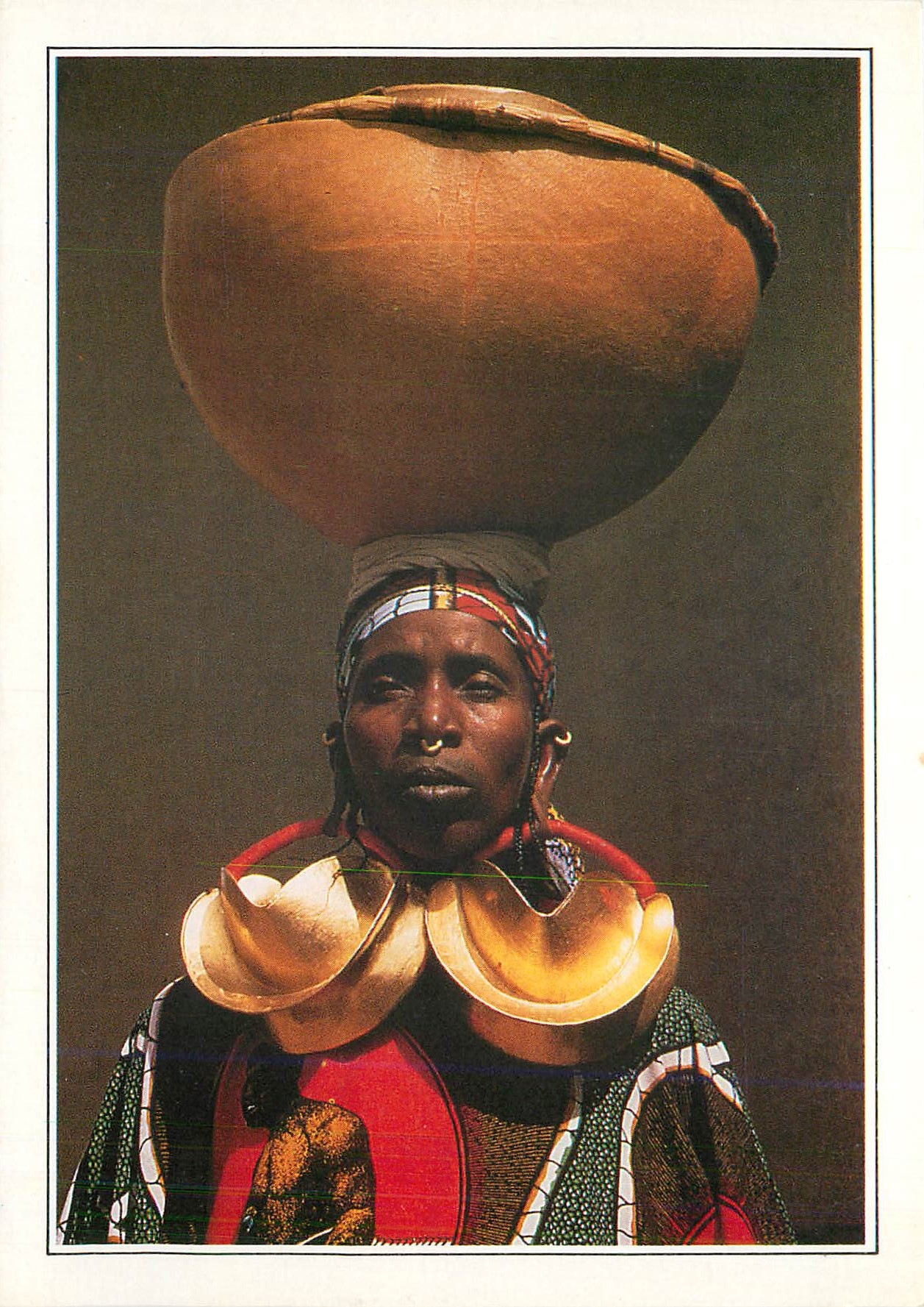 CPM Djenne Femme aux anneaux d'or