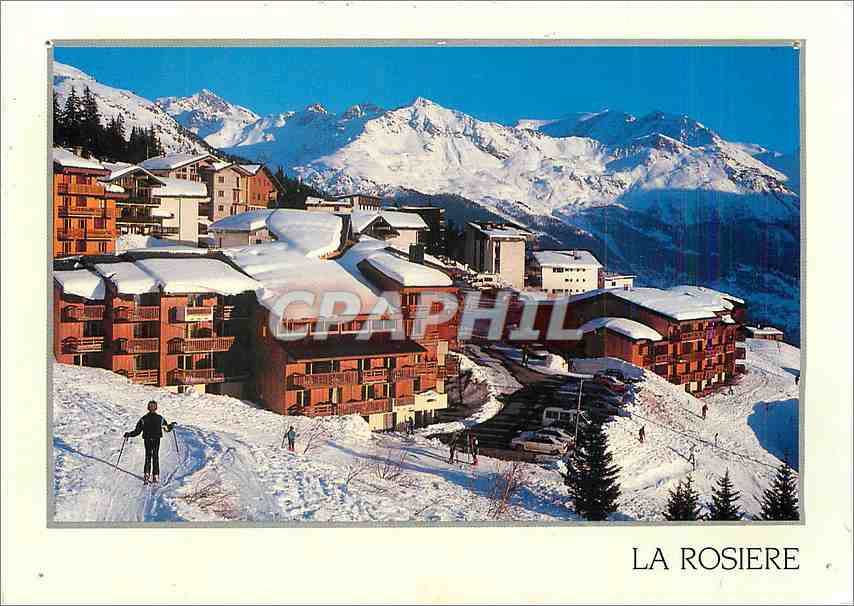 CPM Savoie La Rosiere Centre Station a gauche la Calrosiere et le Belvedere