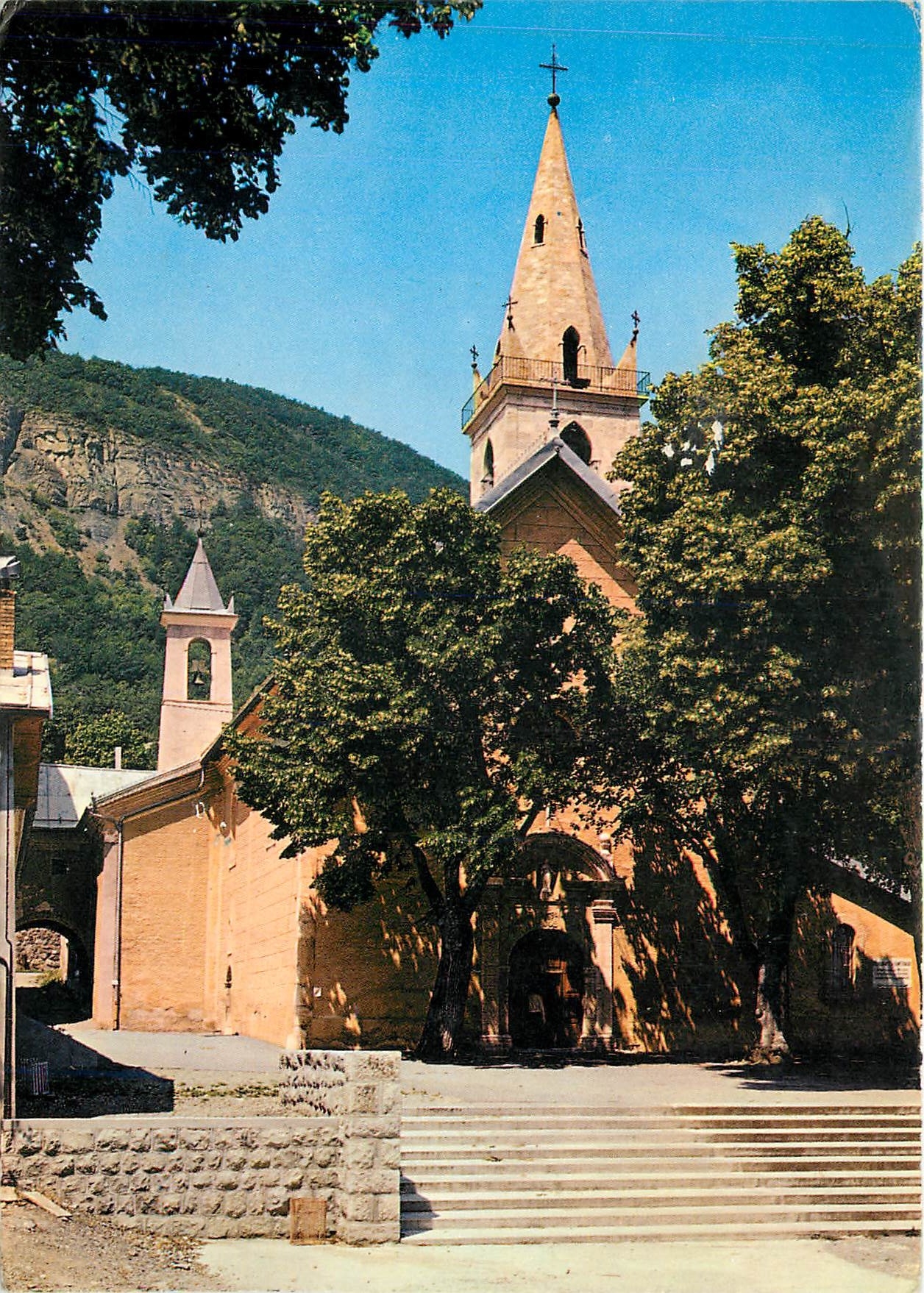 Heiligtum Notre-Dame-du-Laus — Hautes-Alpes — Verleger: Imprimeur Macom