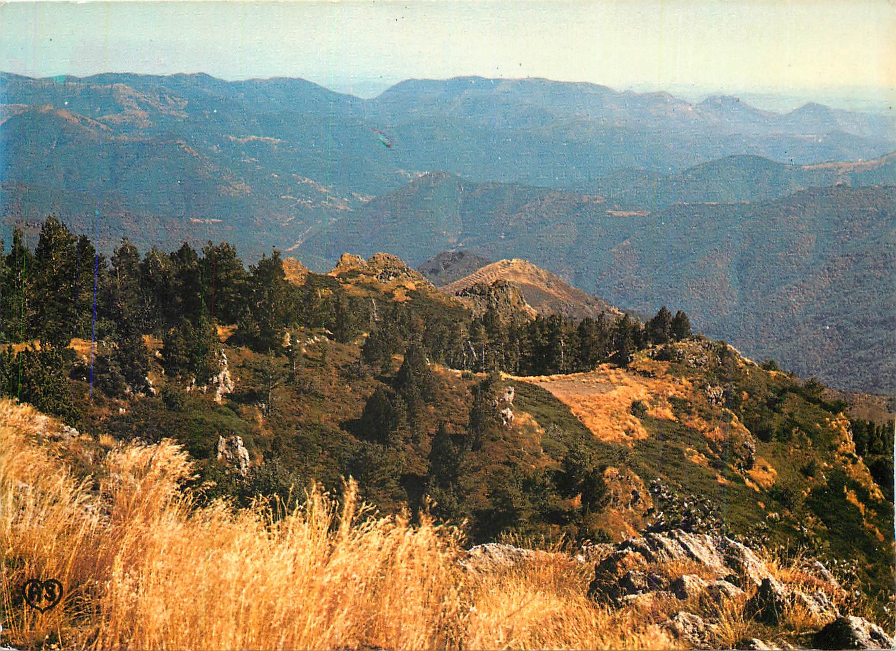 CPM Massirf de 'Aigoual (Gard) Magnifique paysage de montagne vu a l'approche du Sommet de l'Aigoual