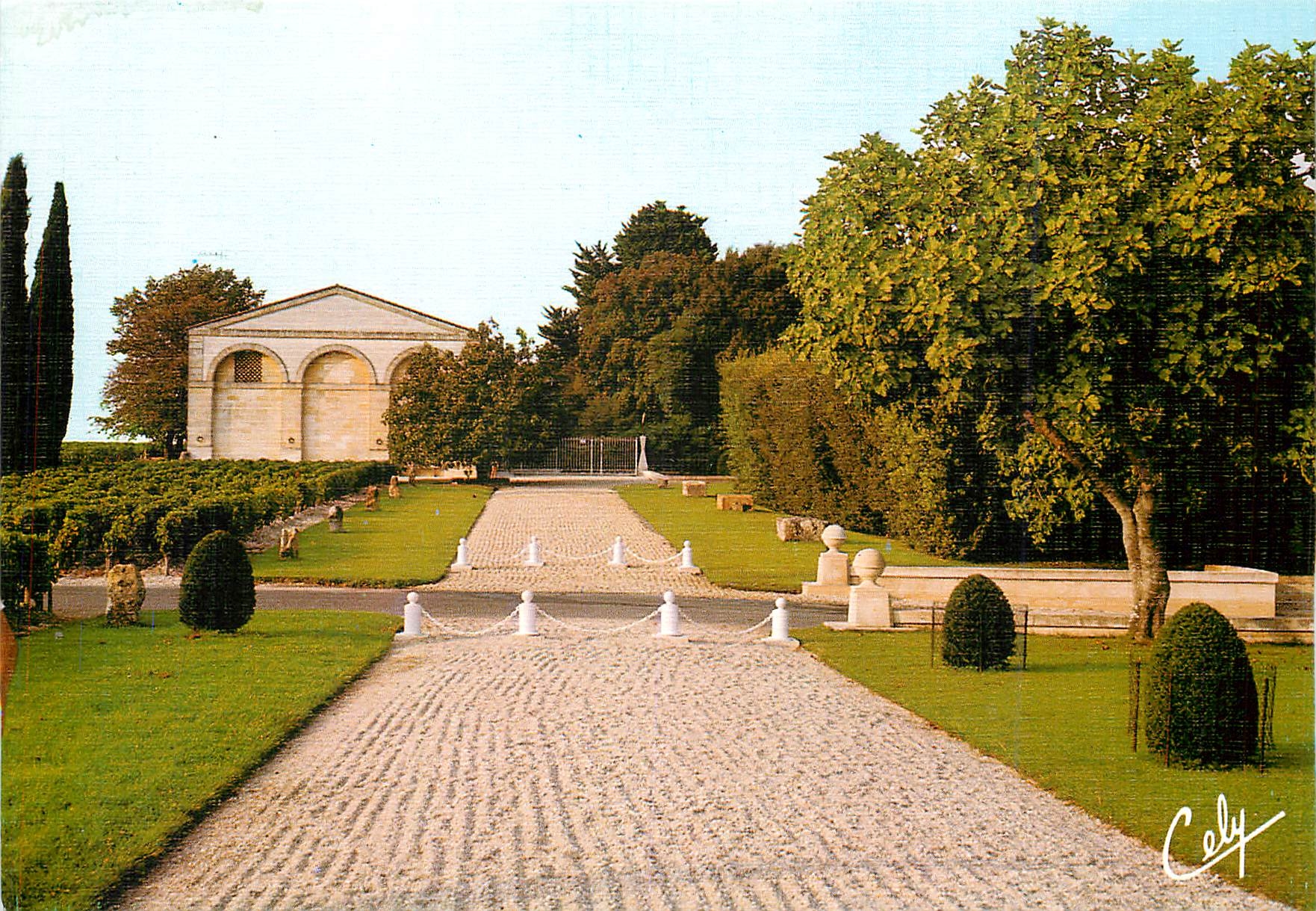 CPM Les chateaux du Medoc Le chateau Mouton Rootschild