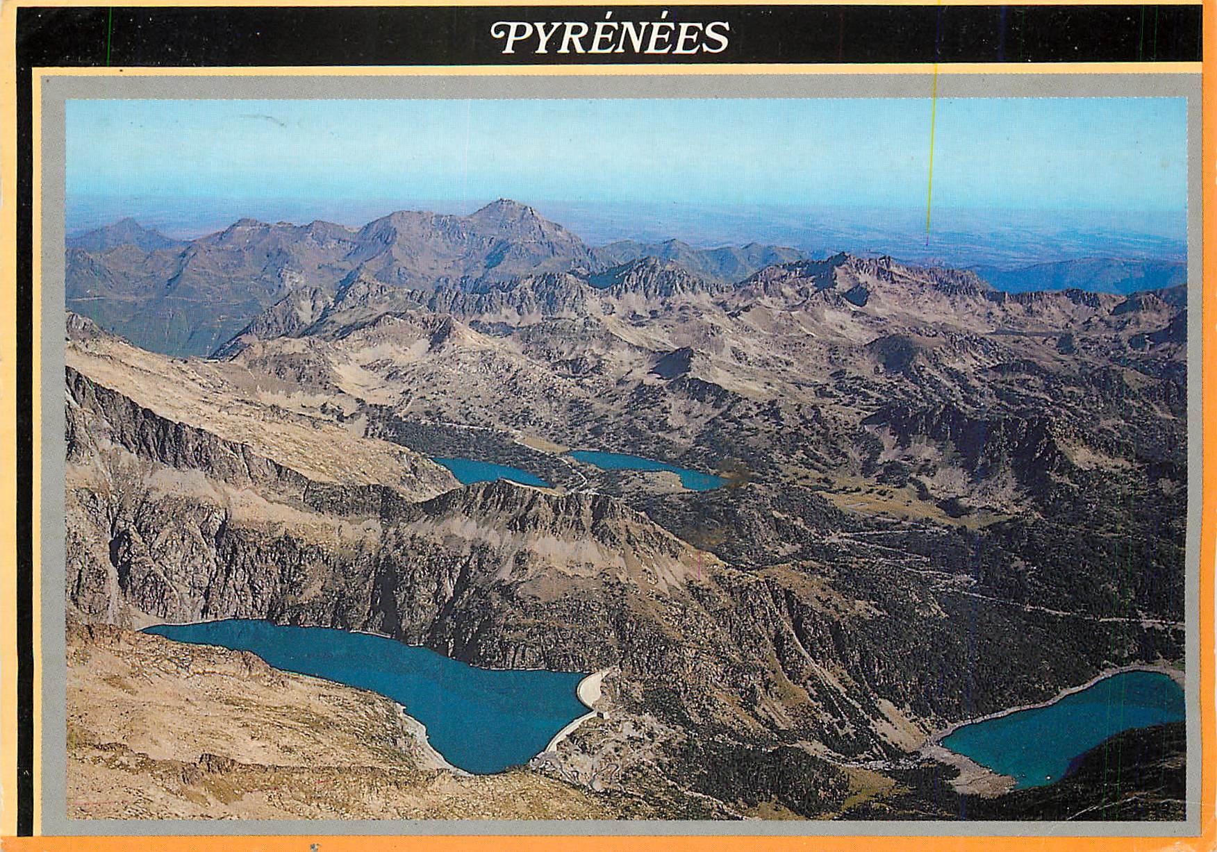 CPM Les Pyrenees les lacs du massifs Navacelles