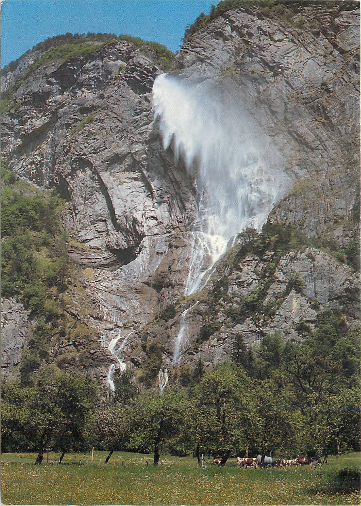 CPM Cascade d'Arpennaz (aalt 700 m 550 m) Commune de Sallanches