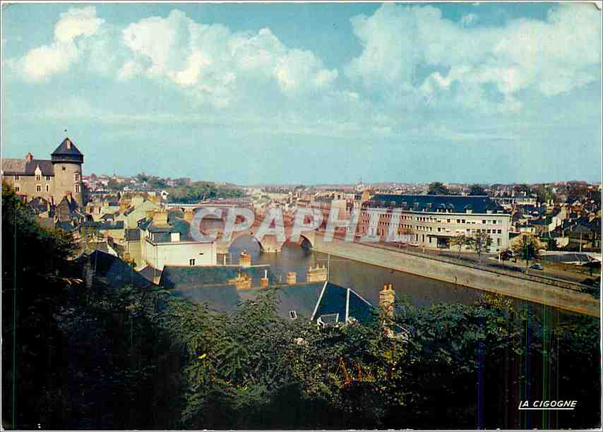 Vue générale sur la Mayenne et Laval — Éditions de La Cigogne, Nantes