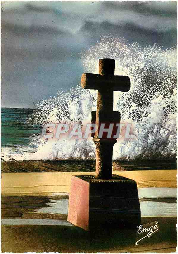 CPM La Cote d'Emeraude Saint Malo Parame sur la digue la Croix de Mi Greve un jour de Grande Maree