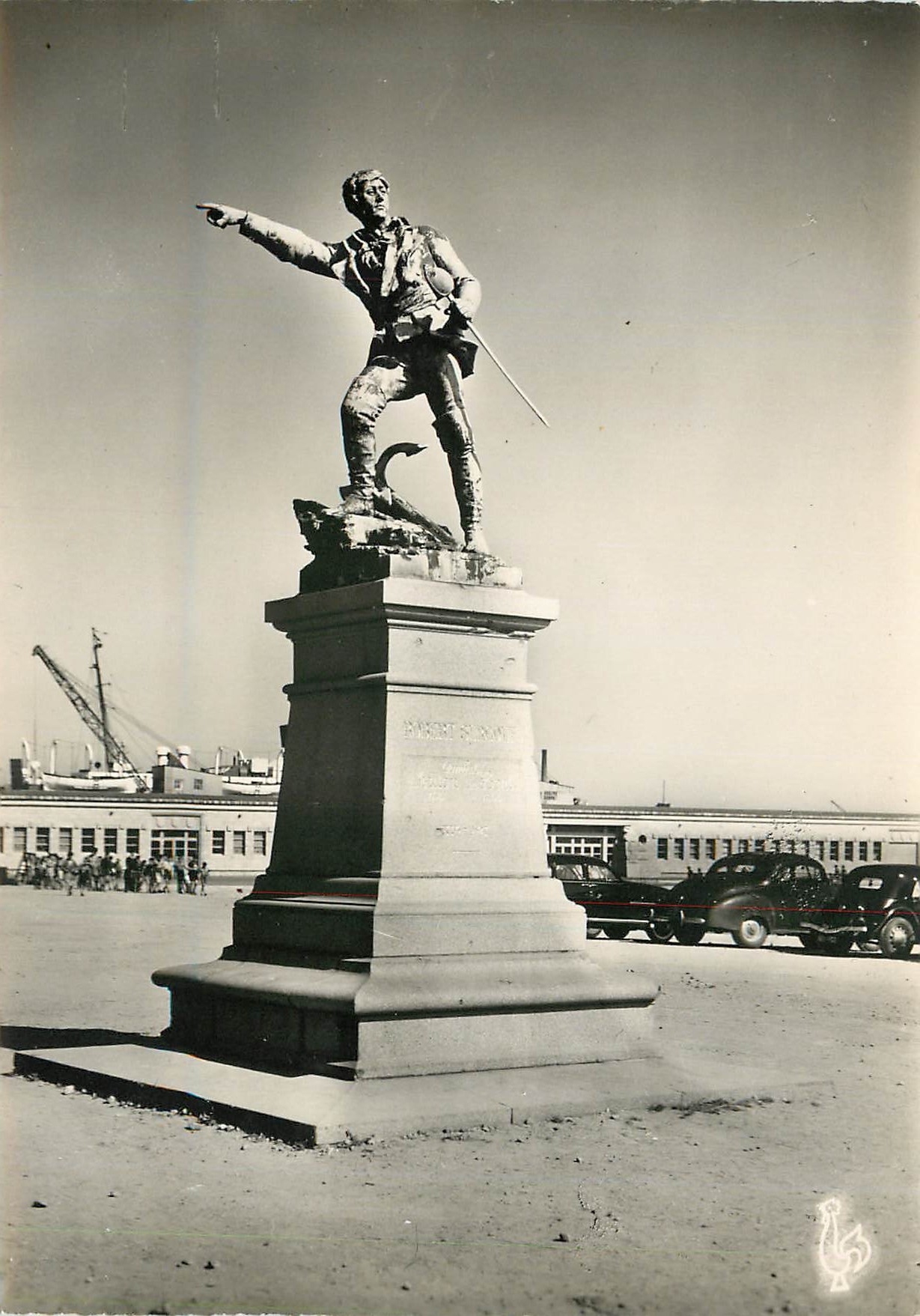 St-Malo — Statue de Robert Surcouf — Éditeur Pascuier, Paris