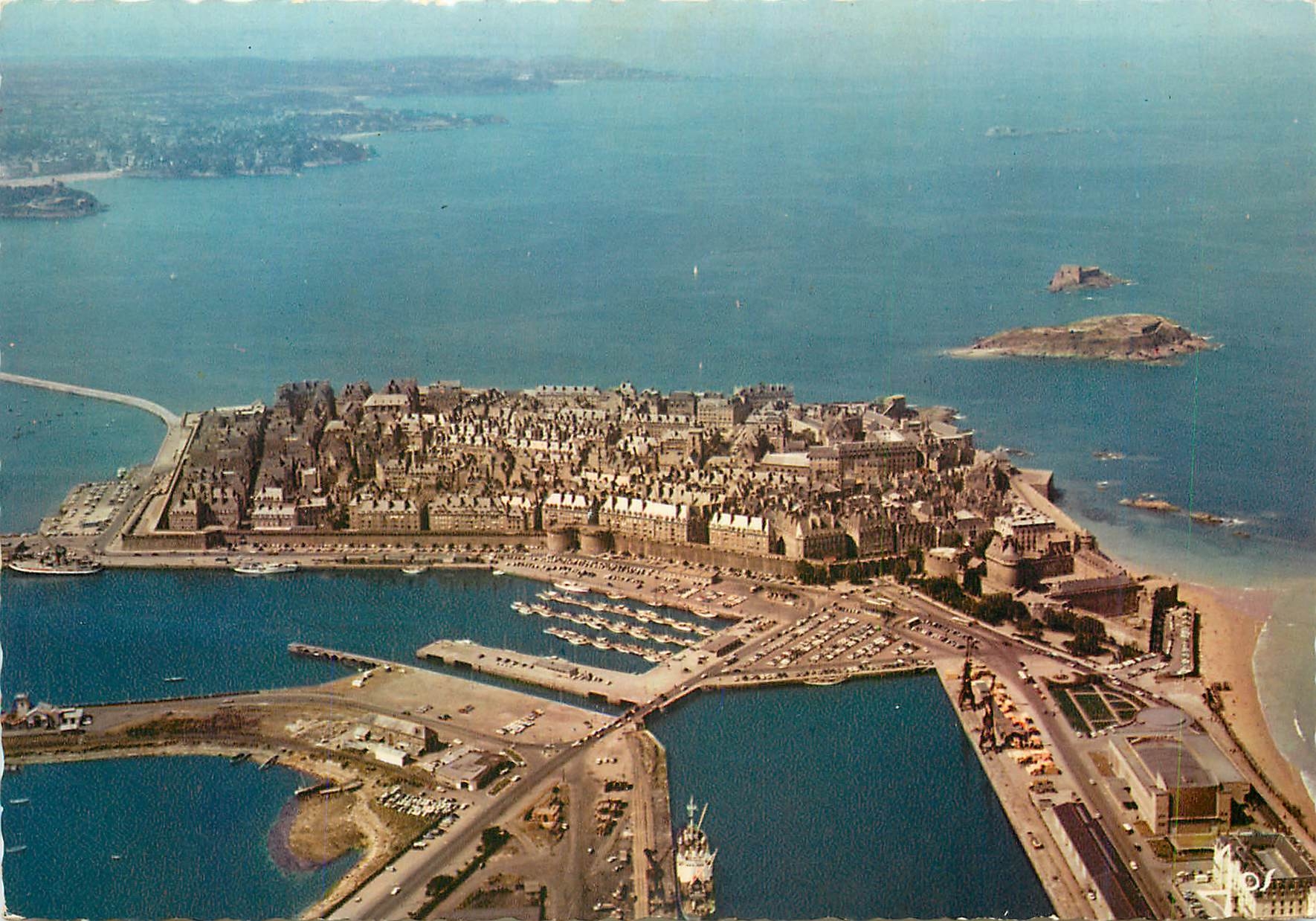 Saint-Malo (I.-et-V.) — Allgemeiner Blick auf die Basins und die Stadt innerhalb der Mauern — Editions d'Art Heurtier, Nr. V.170