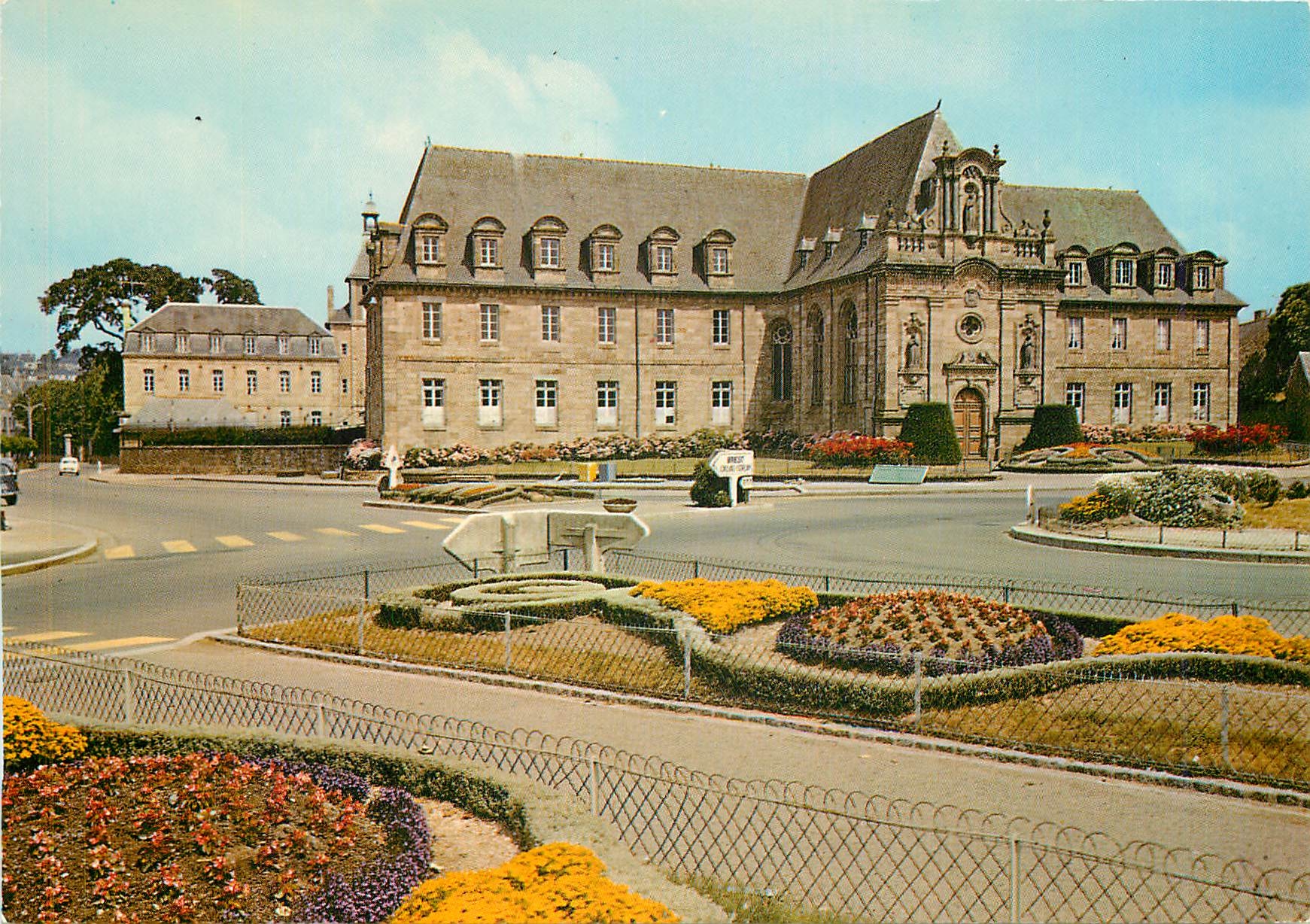 CPM le Cap Frehel (C du N l'Hotel de Ville