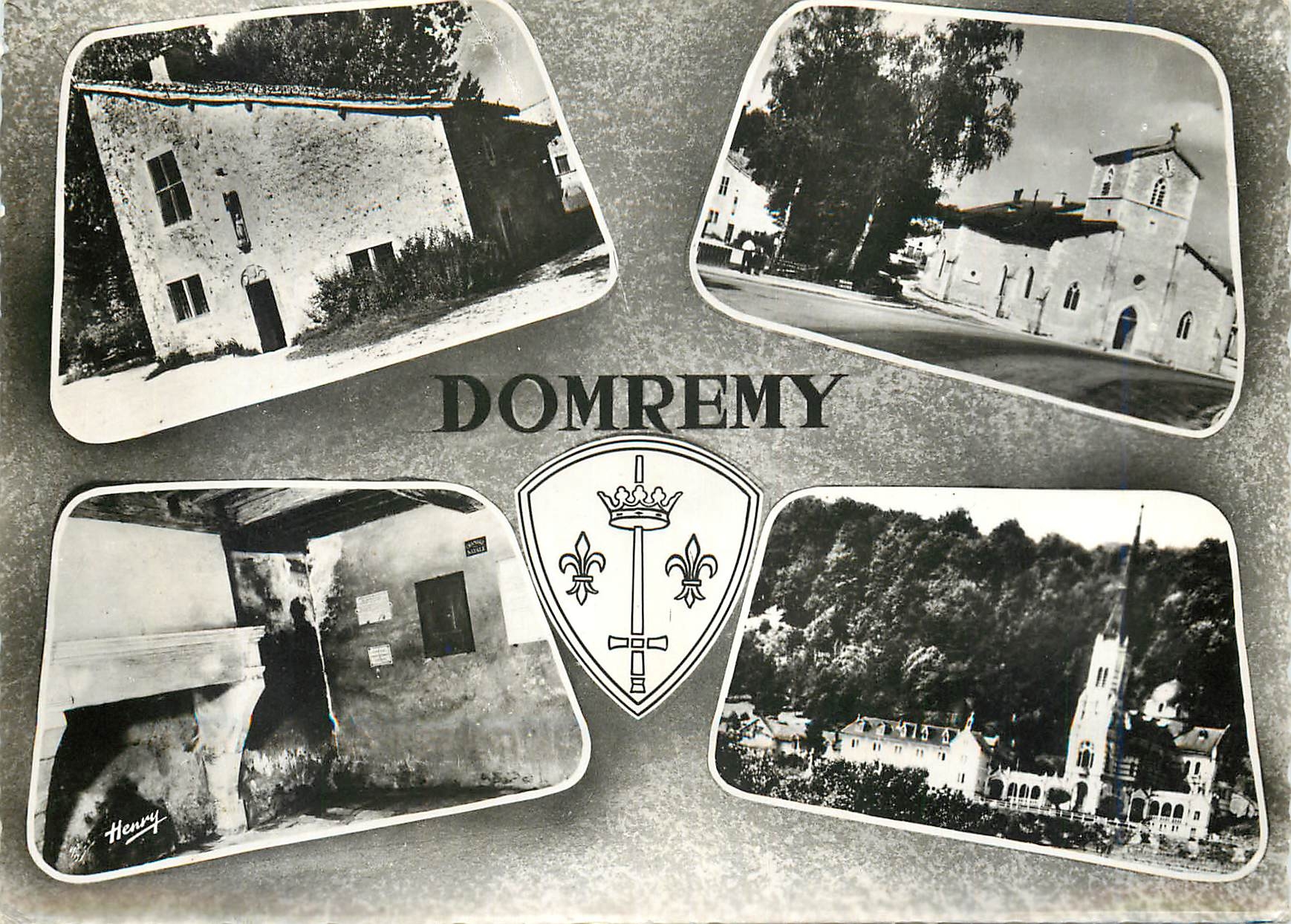 Domremy — Panoramablick mit Kirche und Wappen — Henry