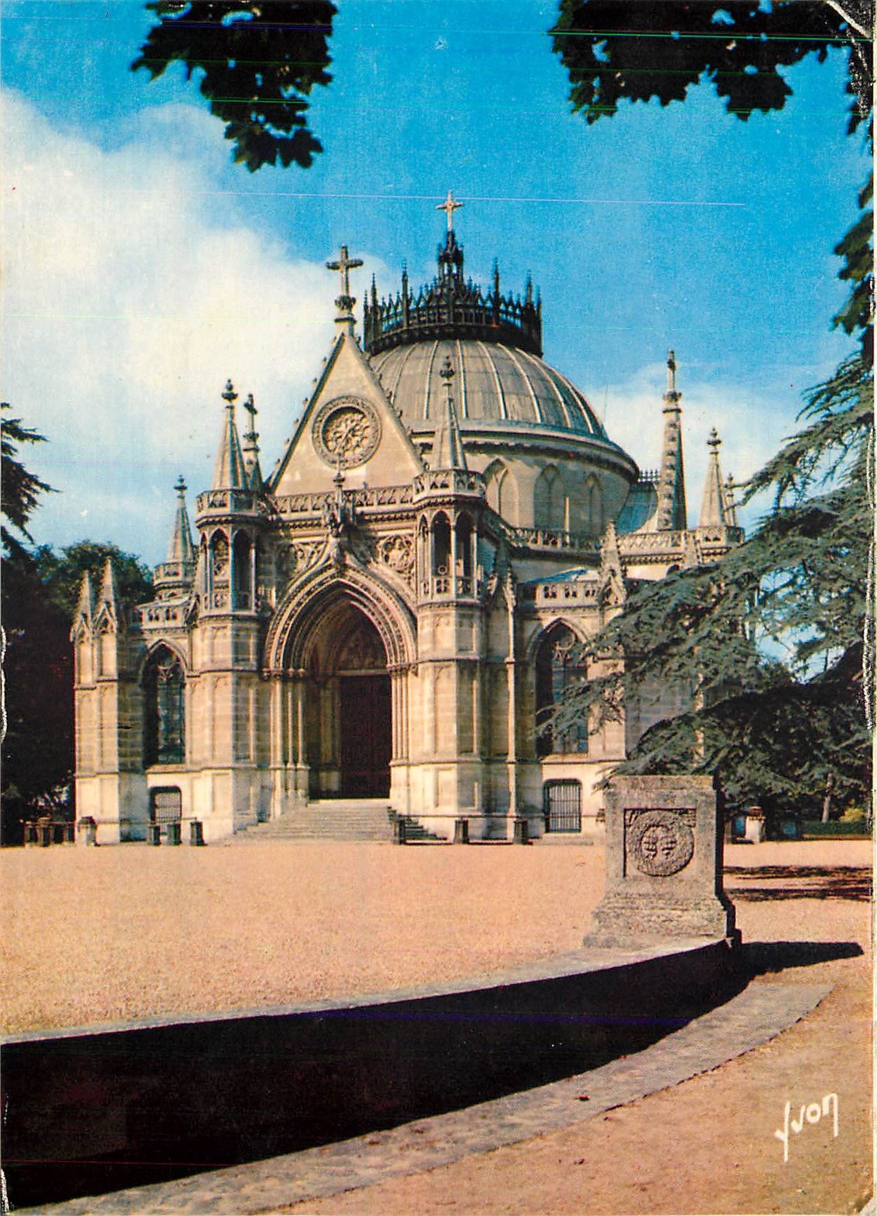 CPM Dreux (Eure et Loir) Chapelle Royale Saint Louis