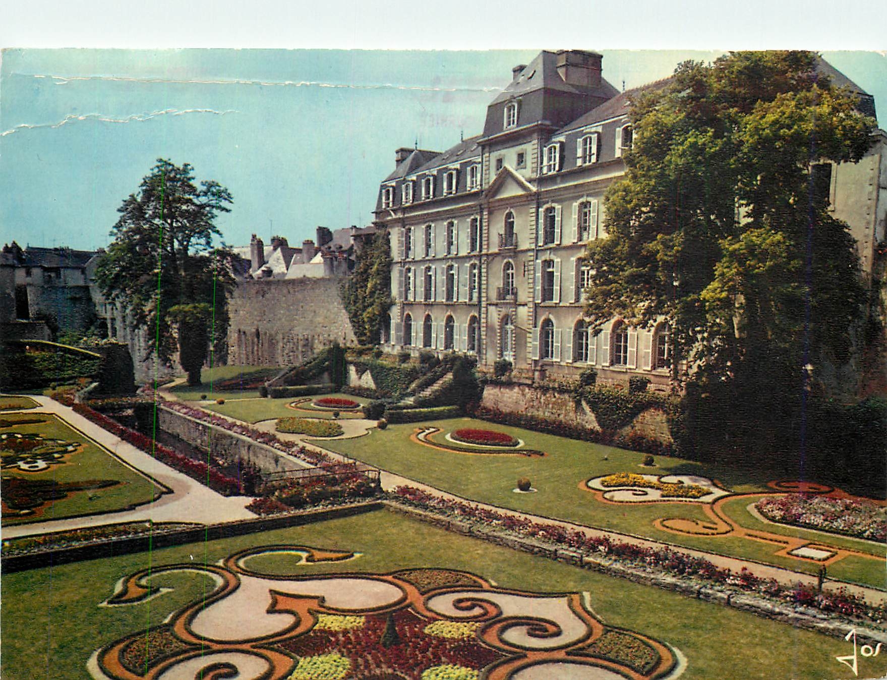 CPM Vannes (Morbihan) Le chateau et les Jardins de l'Hermine
