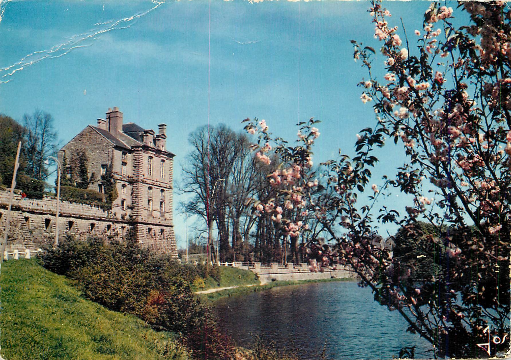 Le Château et l'étang — Quintin (C.-du-N.) — Éditions d'Art JOS