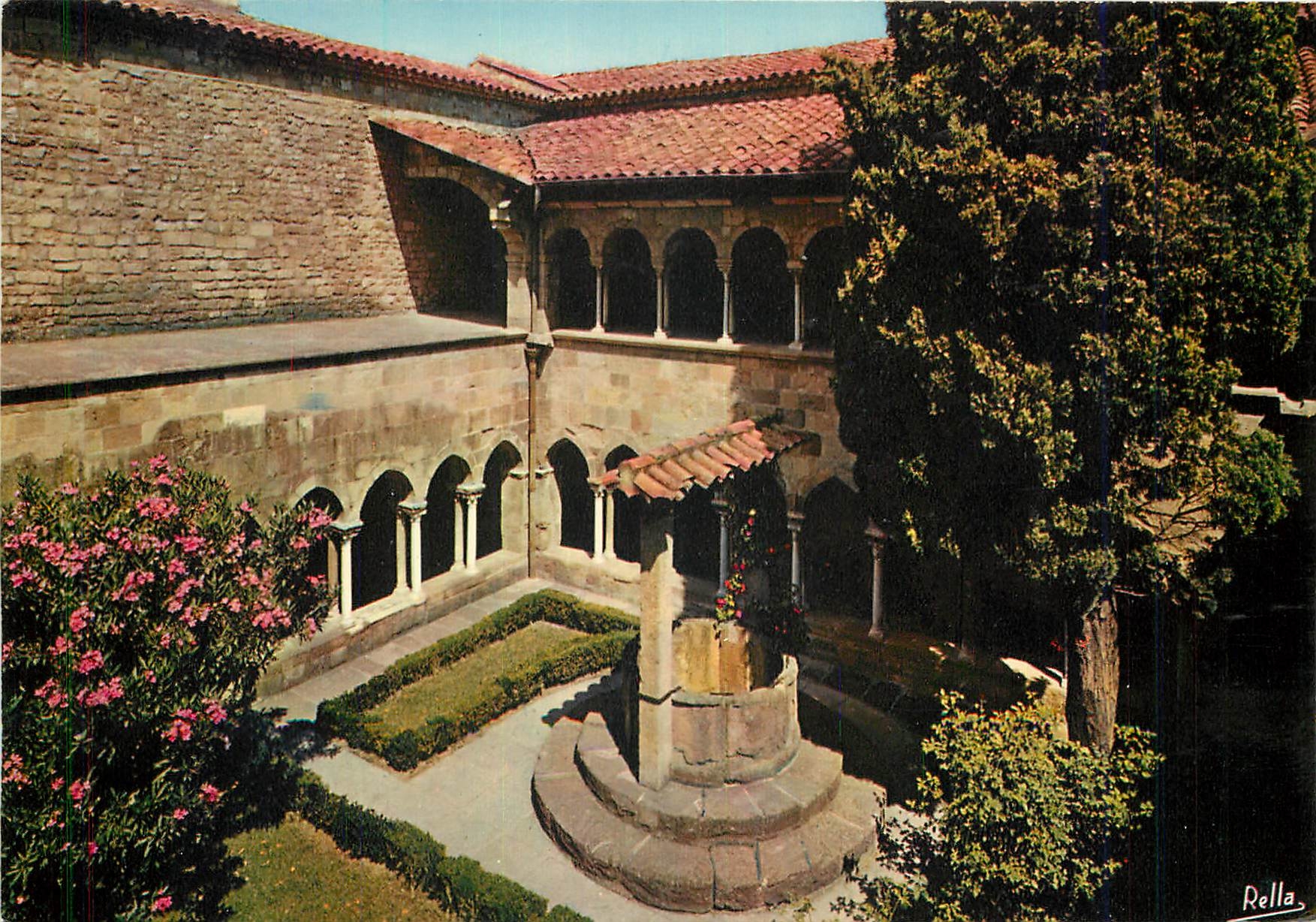 CPM Frejus (Var) Le cloitre (XIIIe s) de la cathedrale