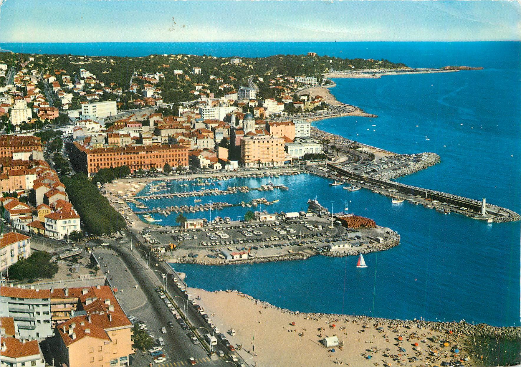 CPM La Cote d'Azur Frejus Plage et St Raphael (Var) Vue aerienne