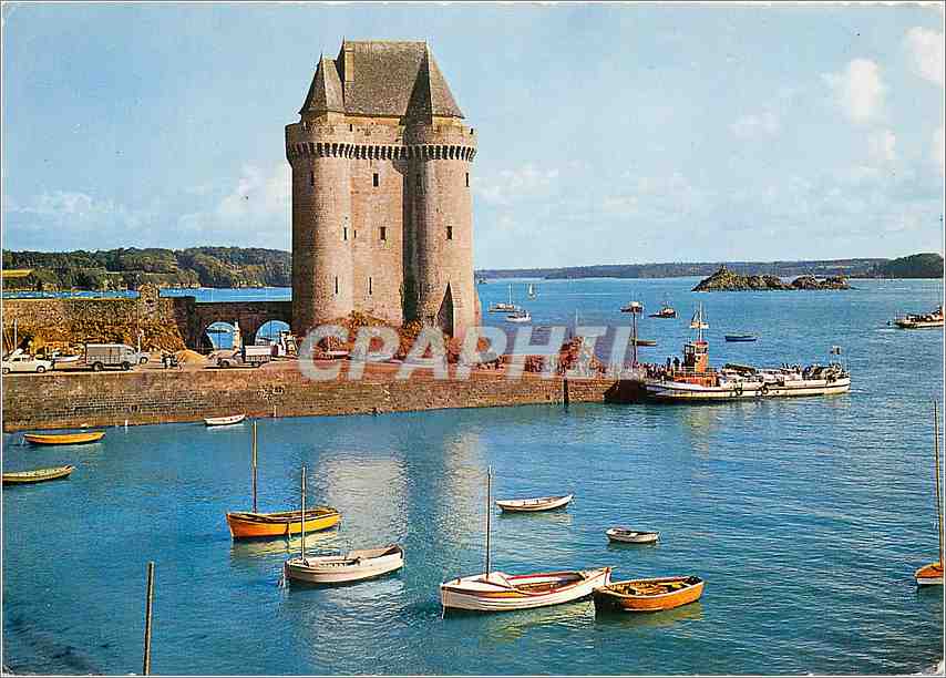 CPM St Servan St Malo (I et V) La Tour Solidor et vue sur la Rance