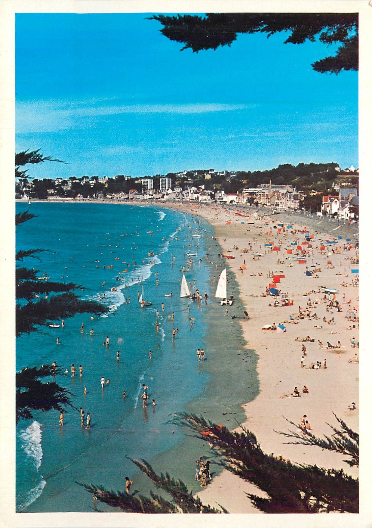 CPM Bretagne le Val Andre La Plage vue des Murs Blancs