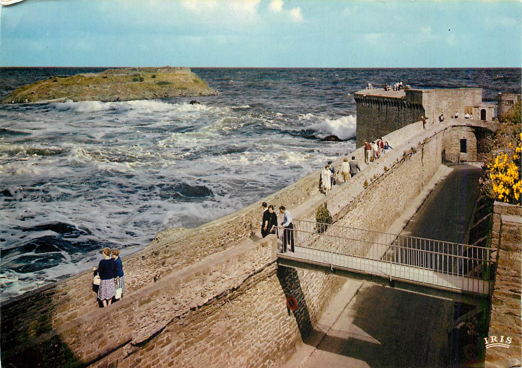 Saint-Malo - Cité Corse (35) — Les remparts — éditeur IRIS