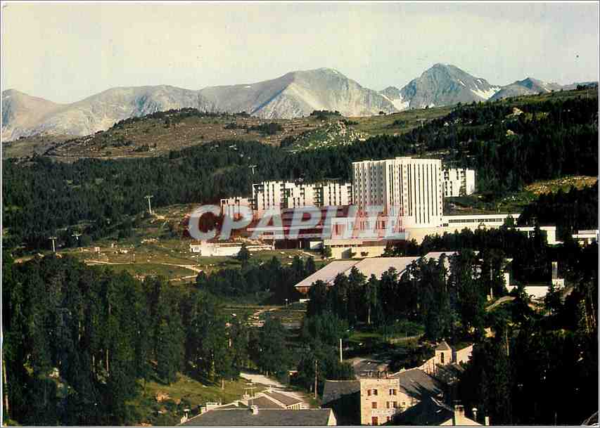 CPM Au coeur de la Cerdagne Font Romeu (Pyr Orientales) Vue aerienne du Centre Pre Olympique