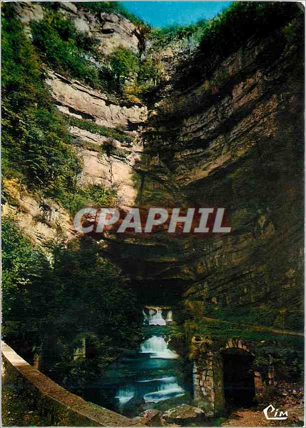 CPM Les Beaux sites du Doubs (Franche Comte) La source de la Loue et son cirque majestueux (haut 102