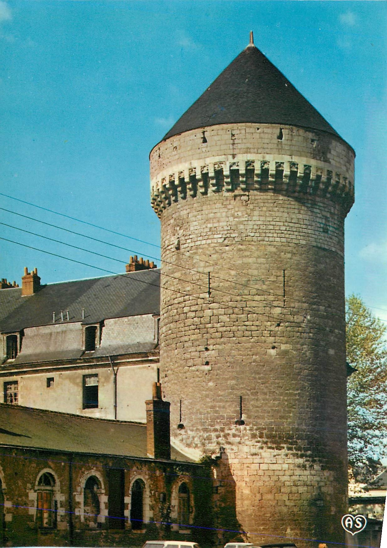 CPM Tours (I et L) La Tour de Guise Vestiges de l'ancien Chateau