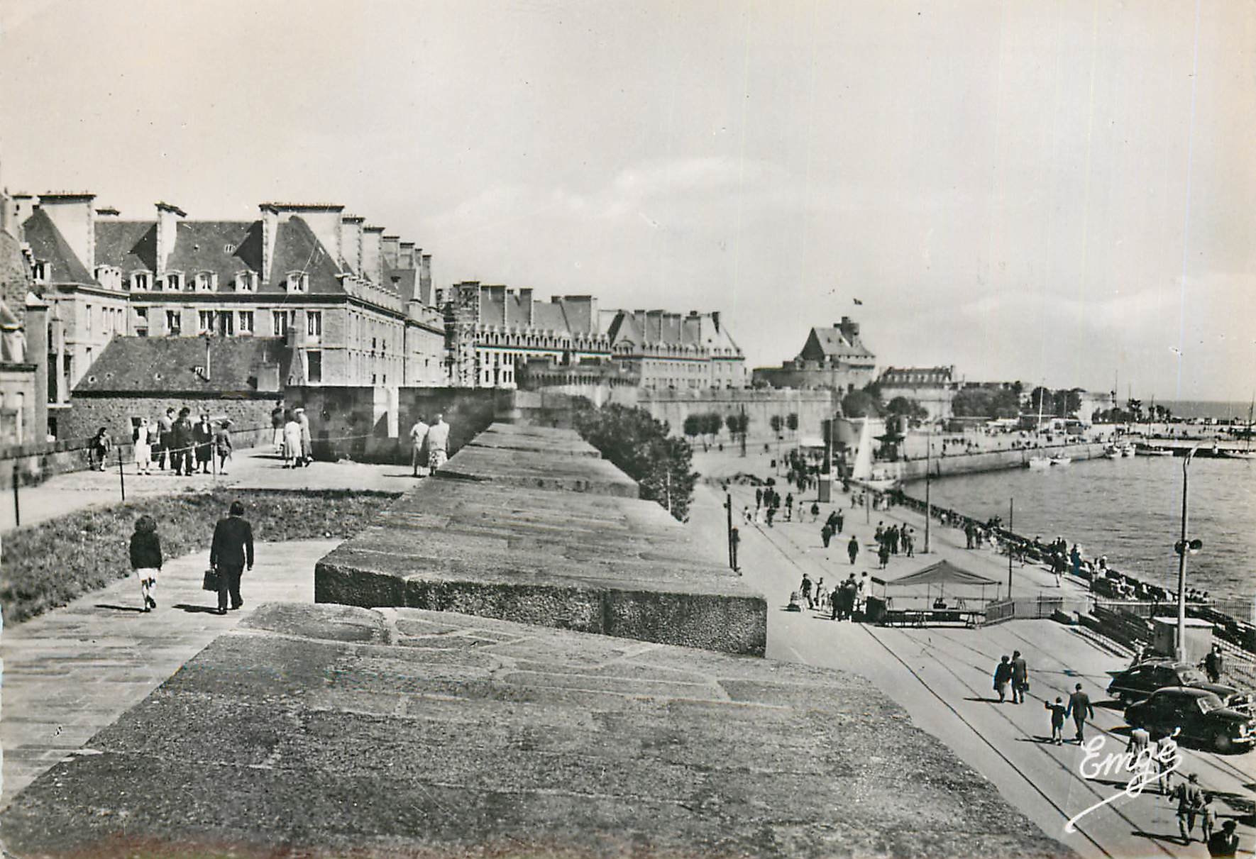 Saint-Malo — El Bastión Saint-Louis, El Castillo, El Estanque Vauban — Ediciones Michel Guérin, n°154