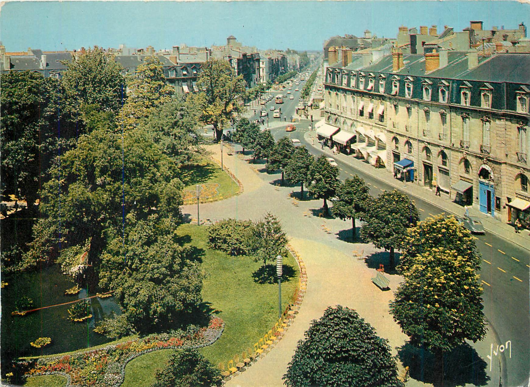 CPM Bordeaux Place Gambetta et cours Georges Clemenceau