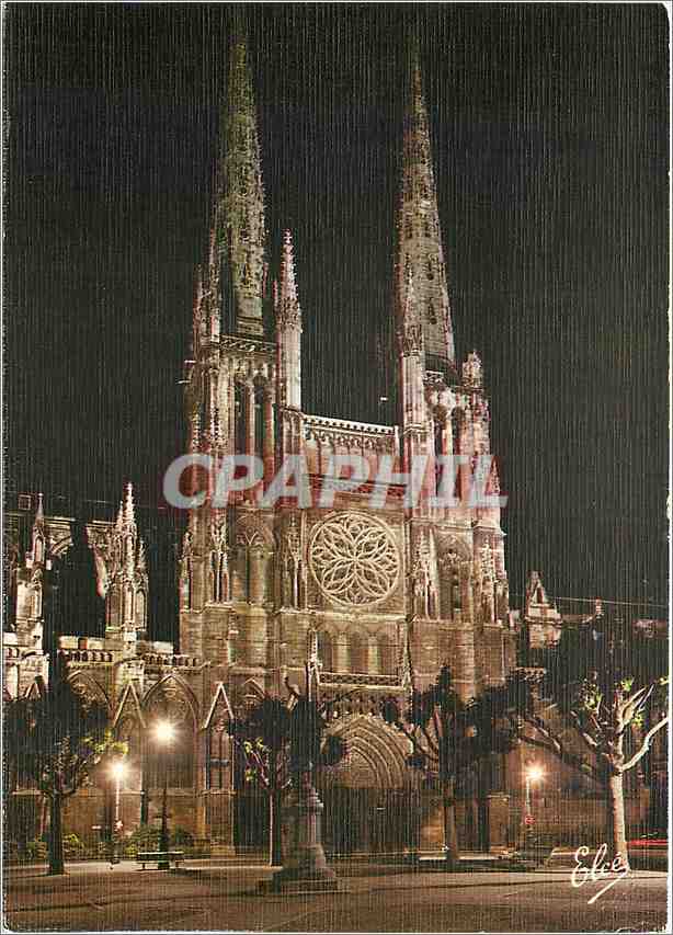 CPM Bordeaux La Cathedrale Saint Andre illuminee XIVe s la belle rosace datant de 1510