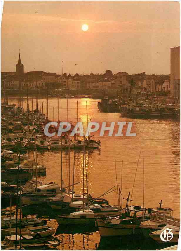 CPM Sur la Cote de Lumiere les Sables d'Olonne Couchre de Soleil sur le Port Harbour sunset