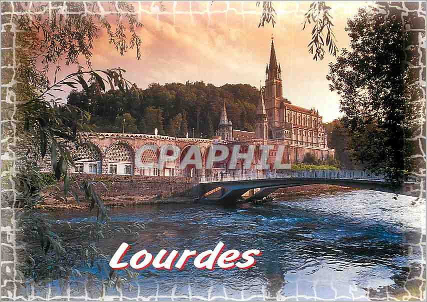 CPM Lourdes La Basilique le Gave et les nouvveaux ponts