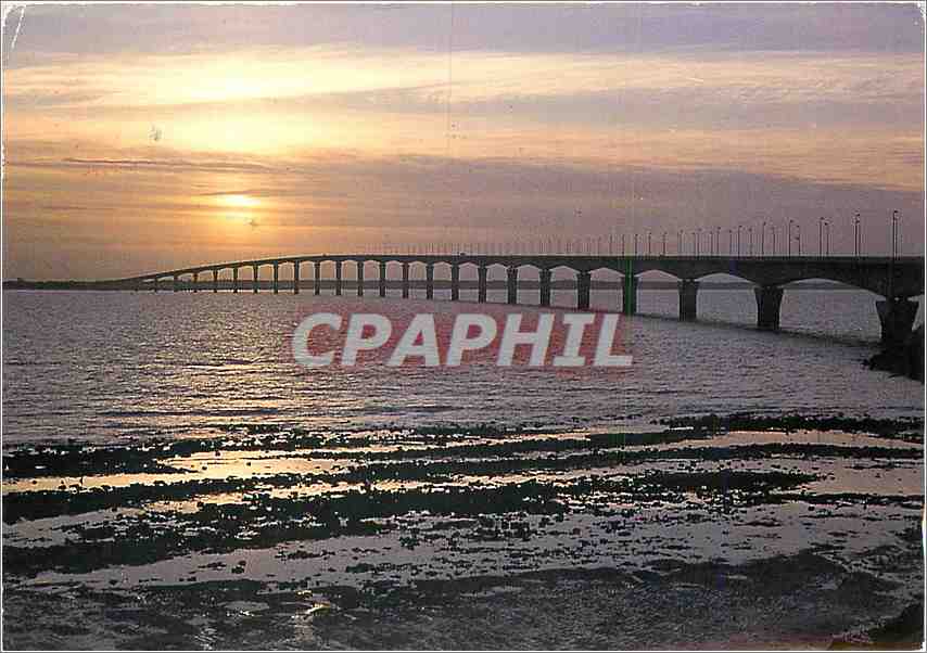CPM Pont de l'Ile de Re au coucher du soleil 