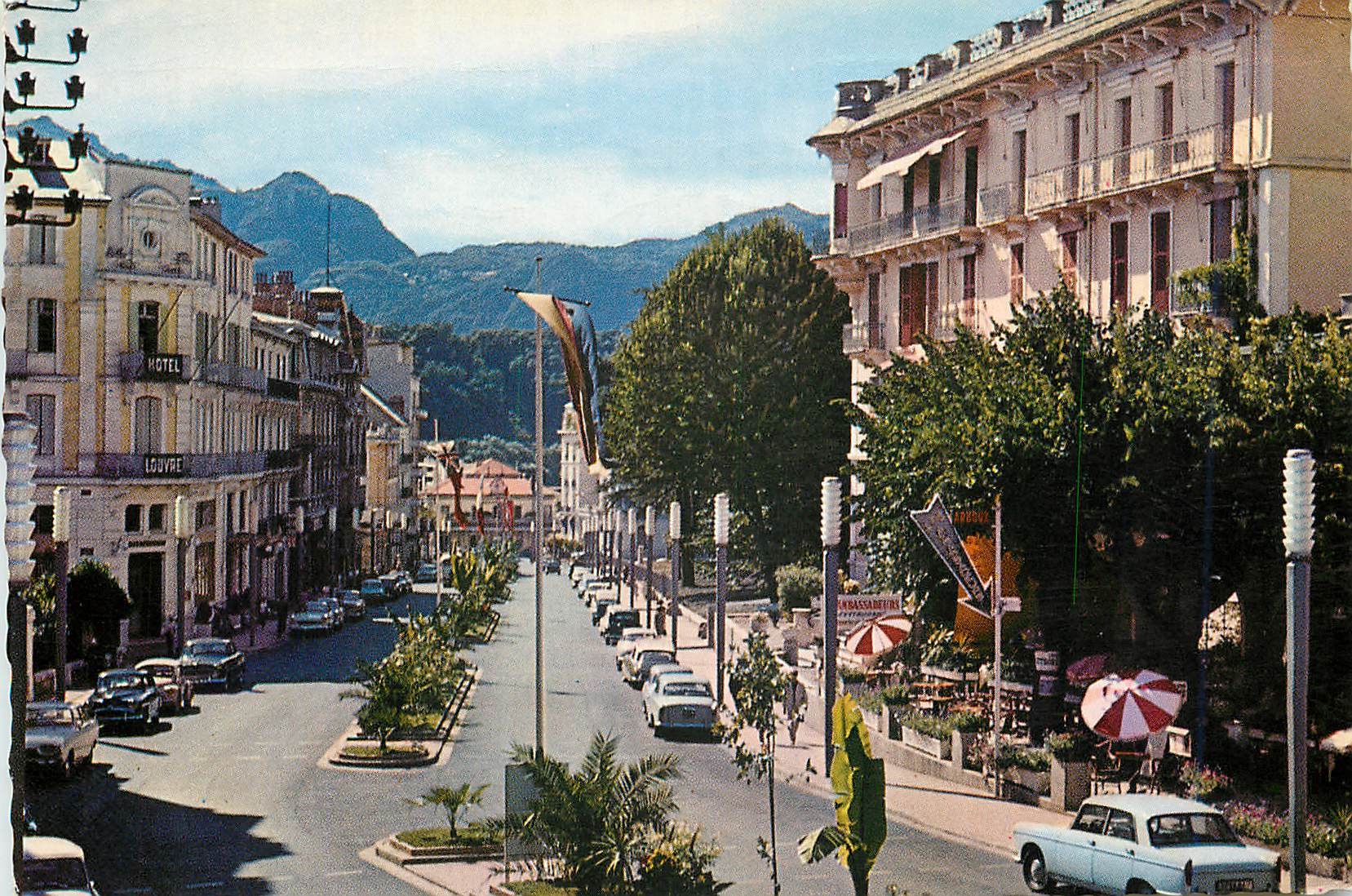 CPM Aix les Bains Avenue des Thermes et de la Gare 