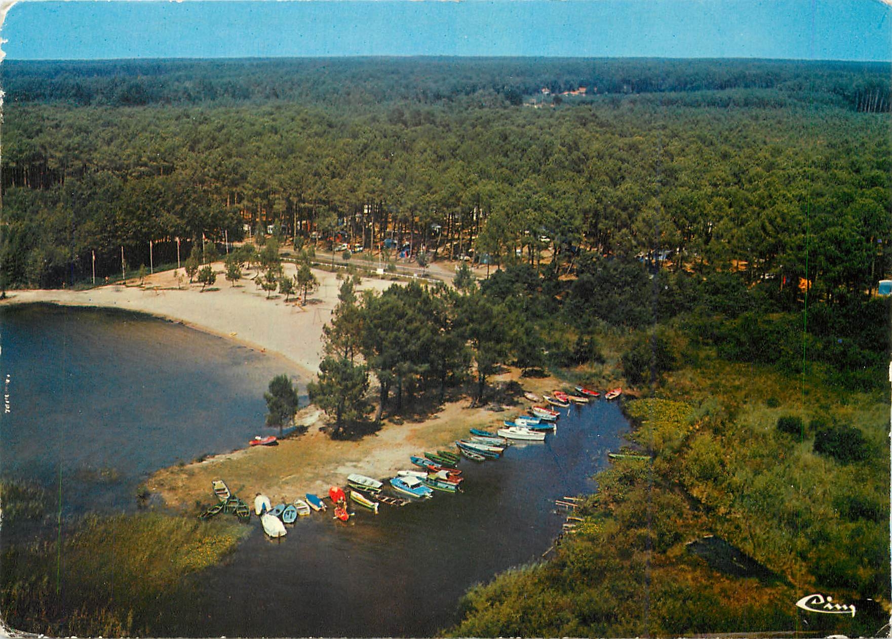 CPM Parentis en Born Landes Le Lac La Plage du Camping Municipal Vue aerienne 