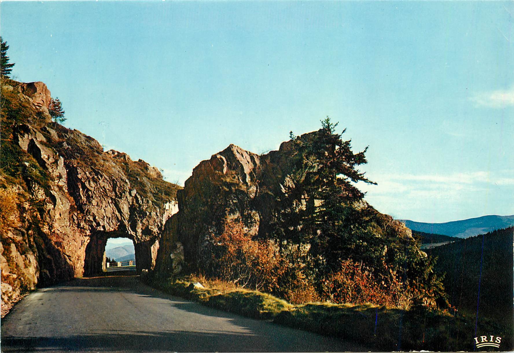 CPM Les Hautes Vosges Le Tunnel de la Schlucht 