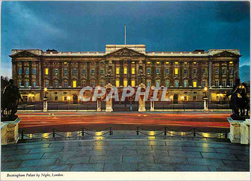 CPM Buckingham Palace by Night London 