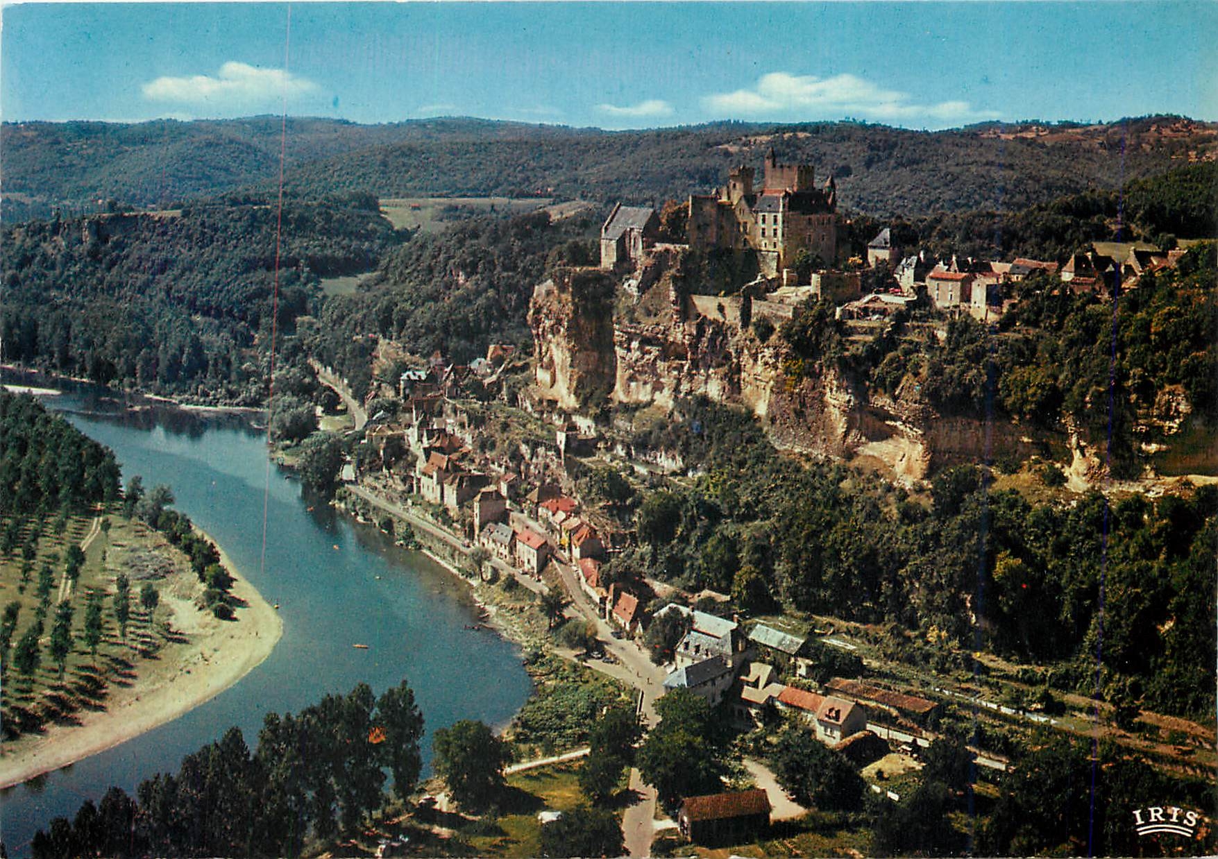 CPM Chateaux du Perigord Vallee de la Dordogne Site et Chateau de Beynac 