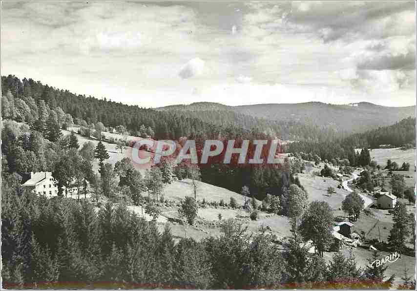 Environs de Gérardmer — L'Auberge de jeunesse de la Roche du Page à Xonrupt-Allagnes — Photo BARIN, Gérardmer