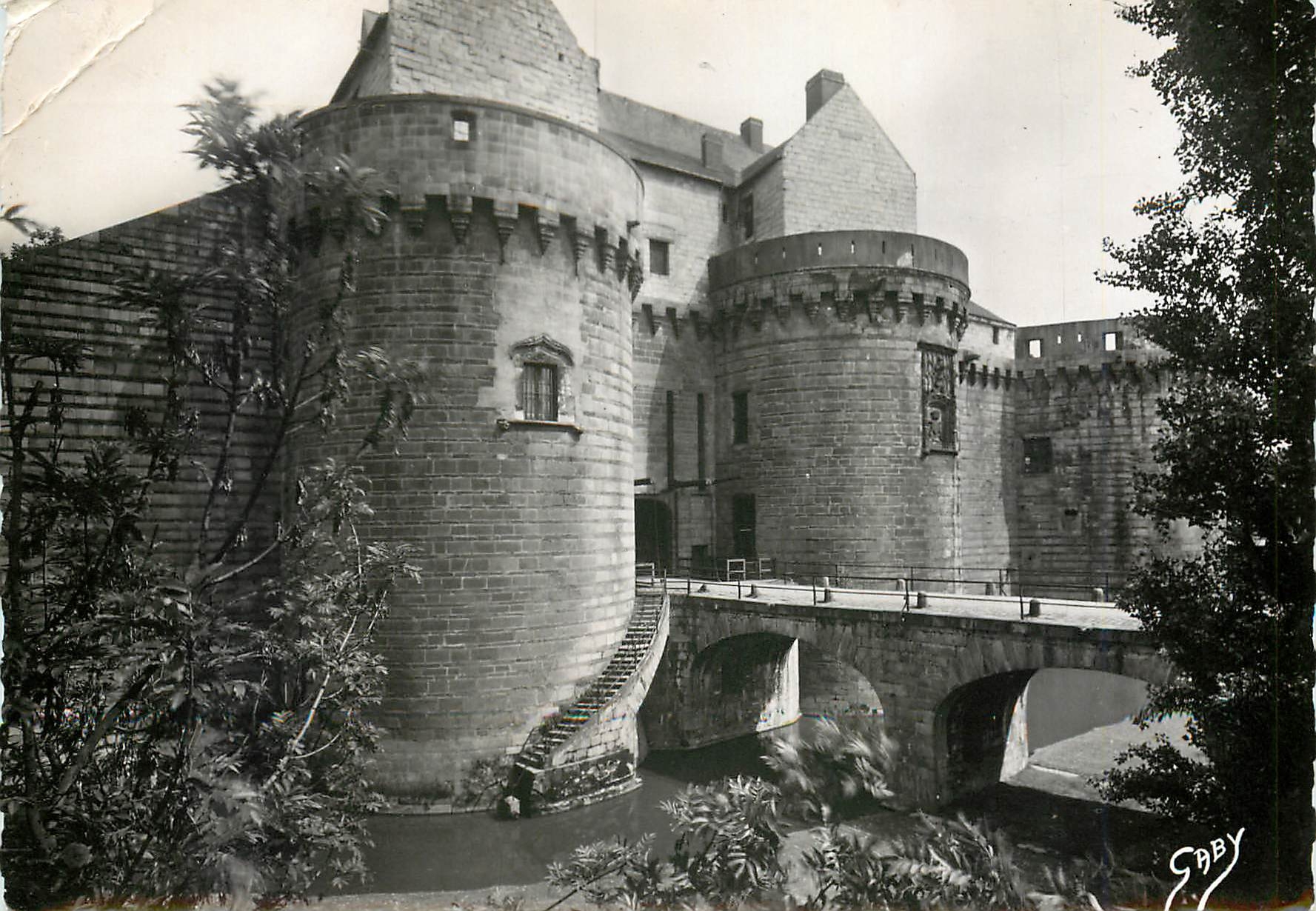 CPM Nantes Loire Inferieure Les Tours du Chateau de la Duchesse Anne 