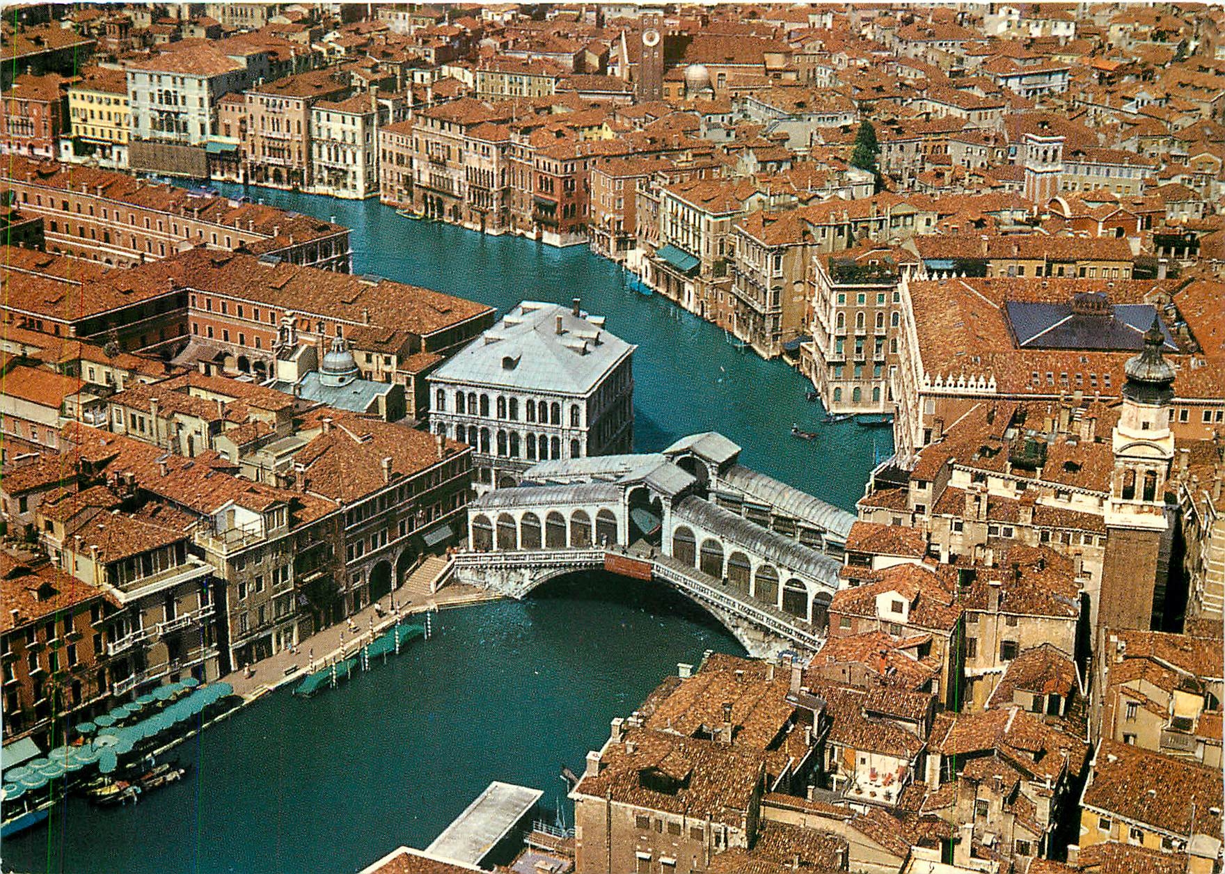 CPM Venezia Veduta del Canal e Ponte di Rialto 
