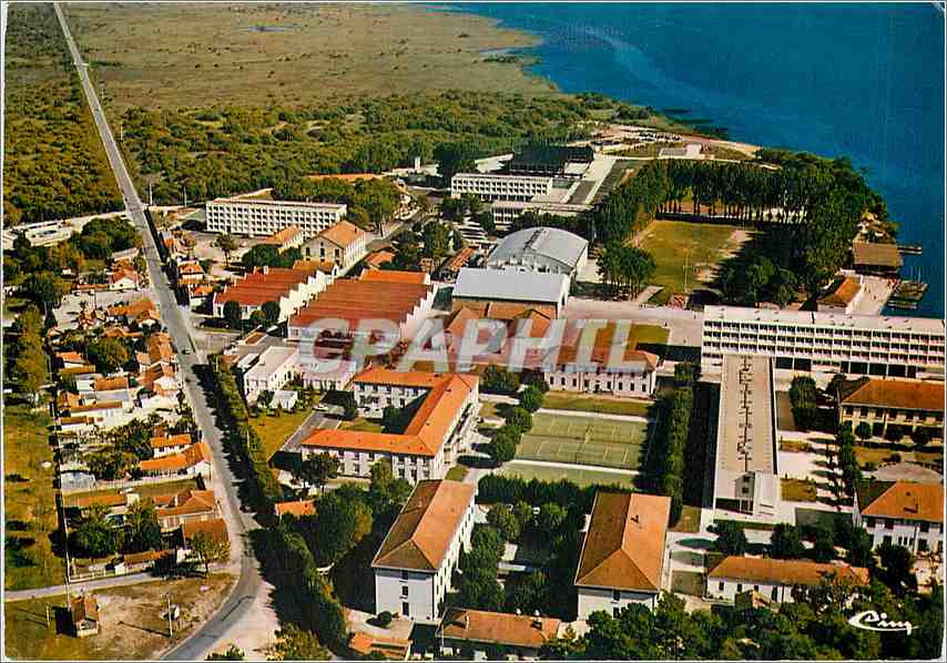 CPM Centre de Formation Maritime d'Hourtin Gironde Vue generale aerienne du CFM et du Village de Con