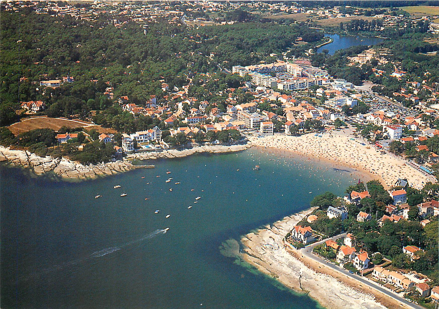 Saint-Palais-sur-Mer — vue aérienne de la plage et de la ville — Éditeur : Le Vinaigre, n° 178644