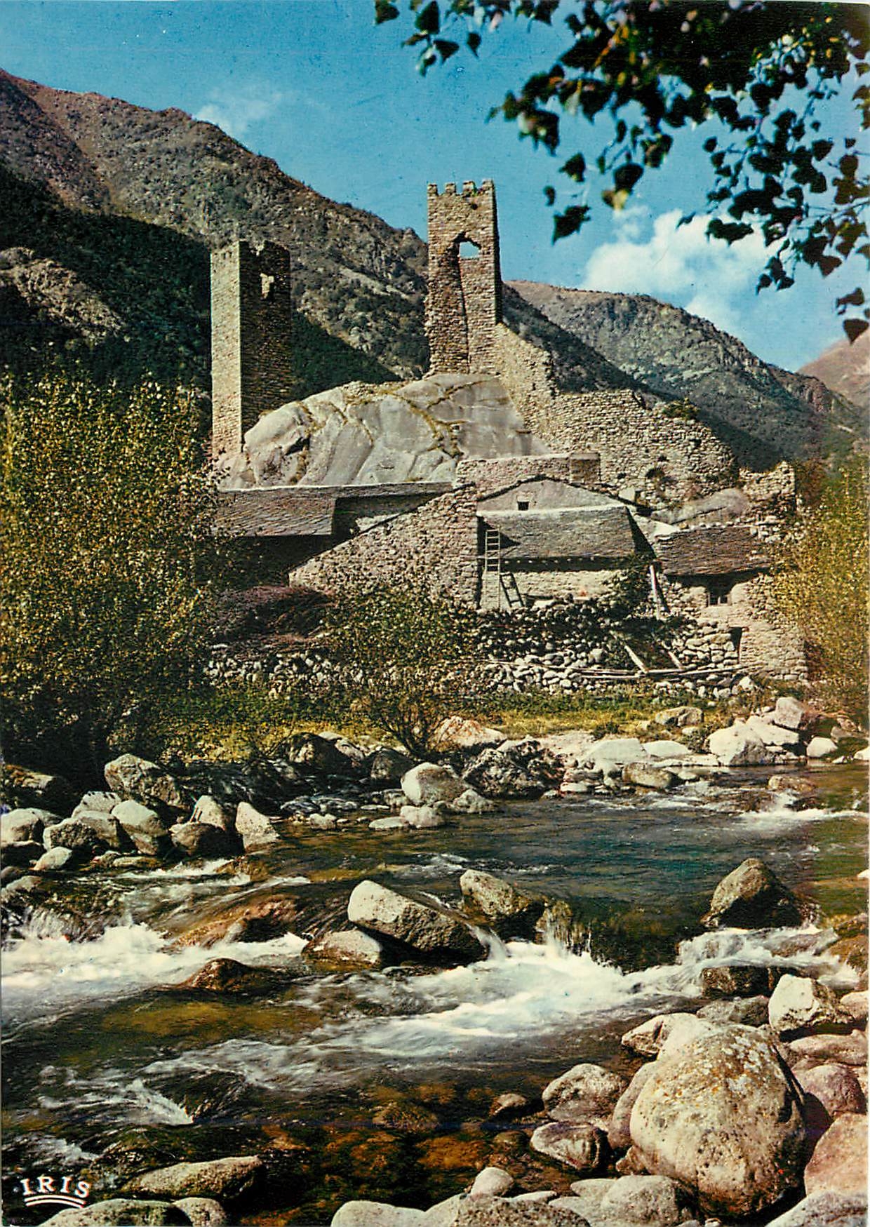 CPM La Cerdagne Francaise Les Tours de Carol 
