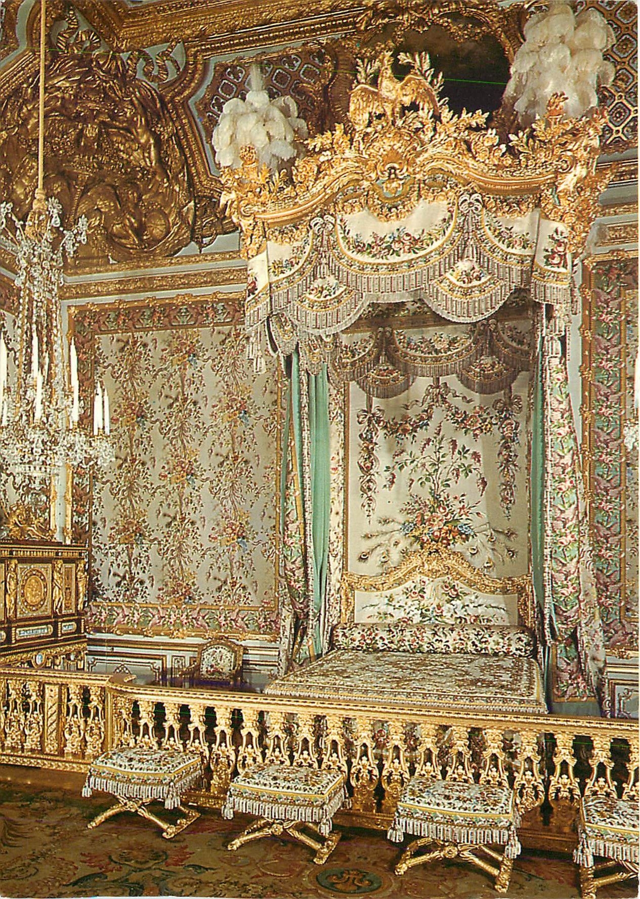 CPM Versailles La Chambre de la Reine 