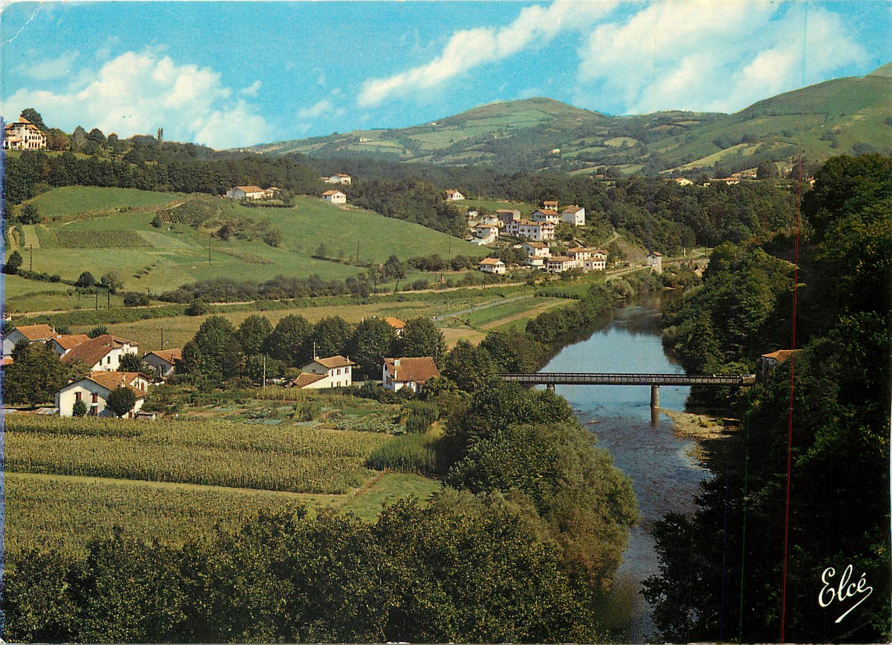 Cambo-les-Bains (64) — Allgemeiner Blick über die Nive mit der Straßbrücke — Élécé