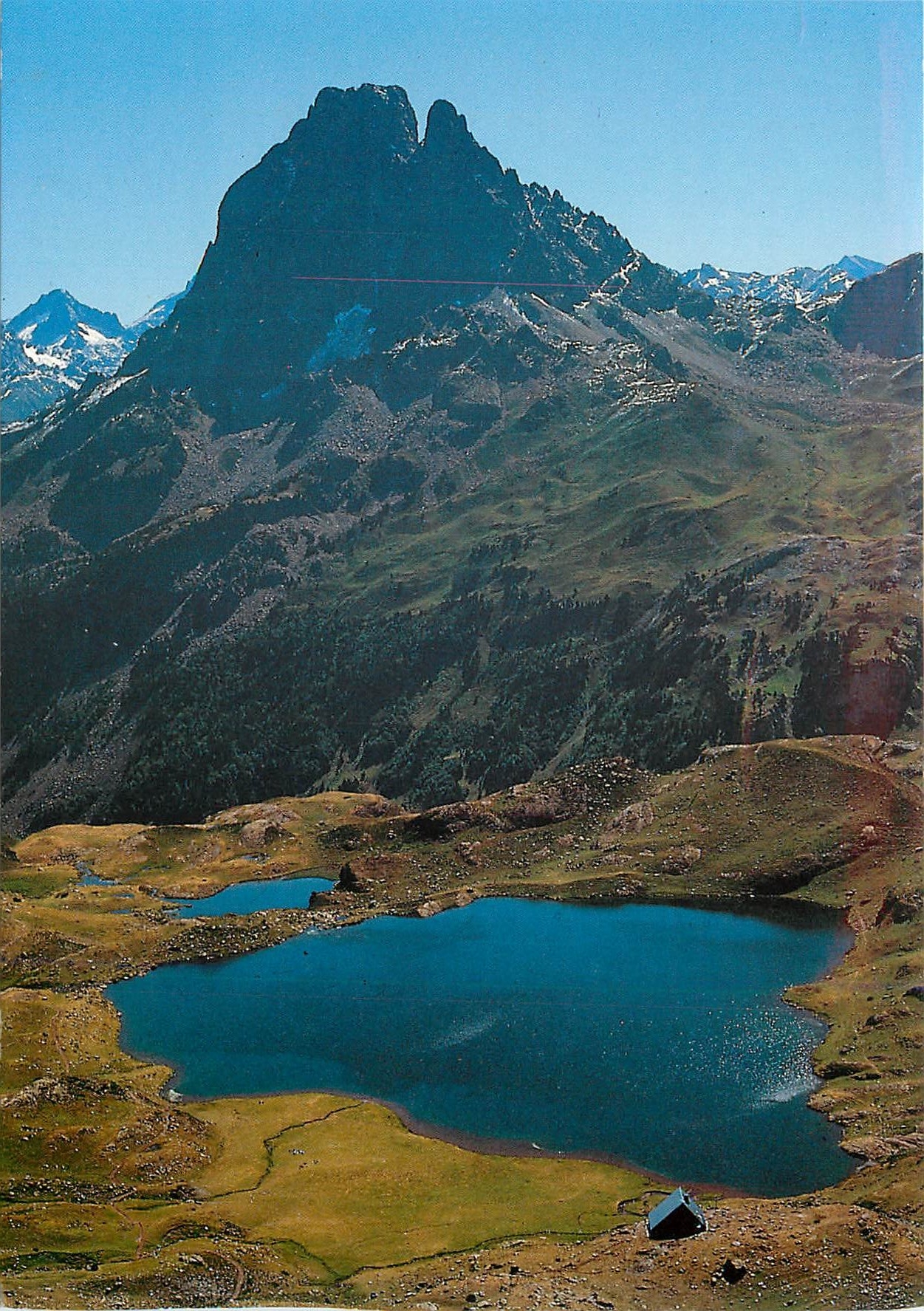 CPM Pic du Midi d'Ossau Le Pic Le Lac et Refuge d'Ayous vus du Col d'Ayous 