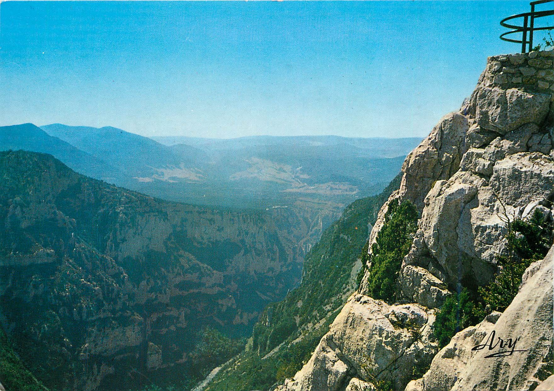 CPM Les Gorges Pittoresques du Verdon Route des Cretes Belvedere de la Carelle 