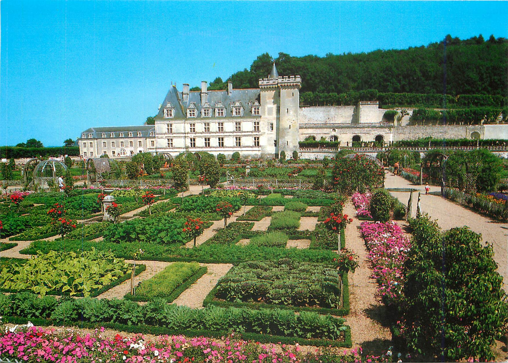 Château de Villandry — Jardin de légumes, rosiers et façade ouest — Artaud Frères