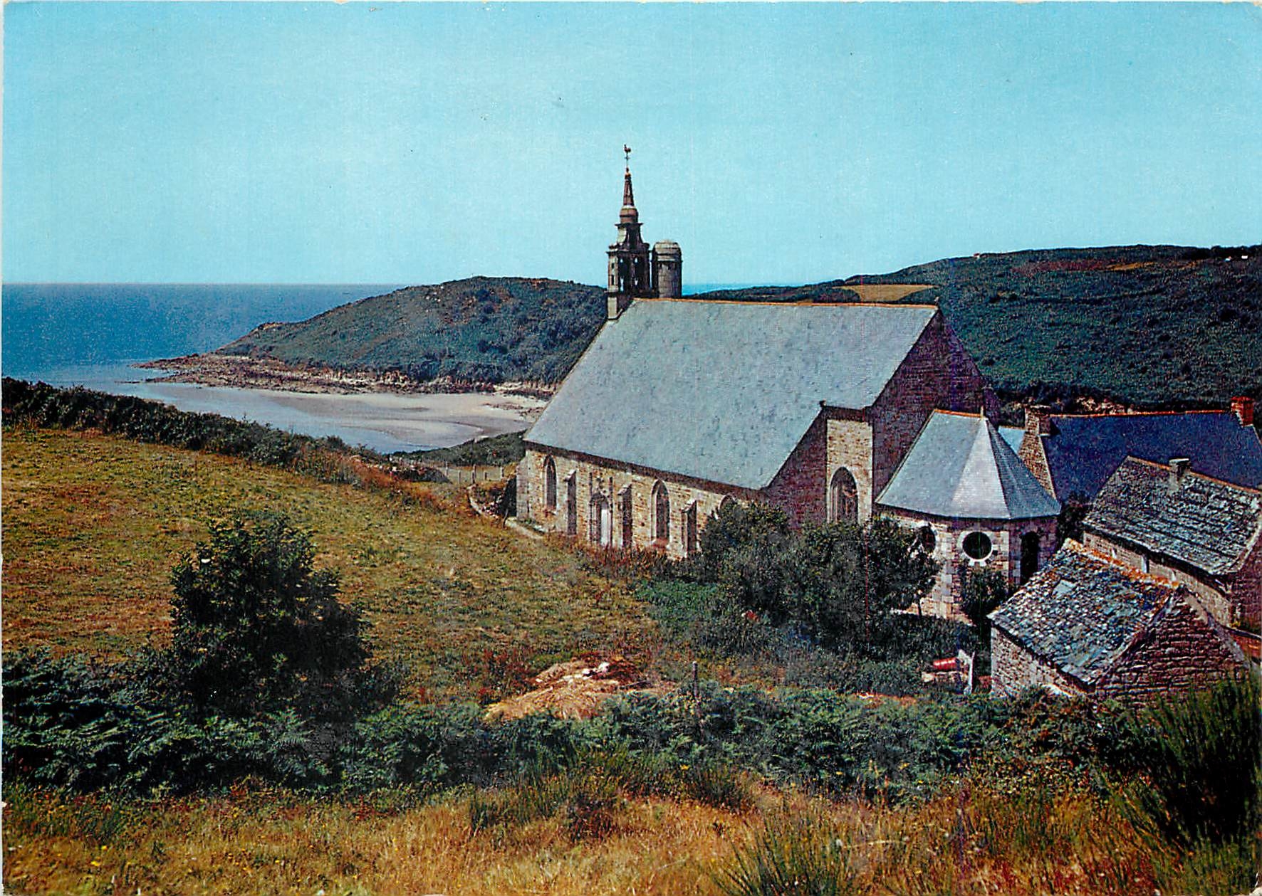 CPM Le Yaudet C du N La Chapelle Notre Dame du Yaudet 