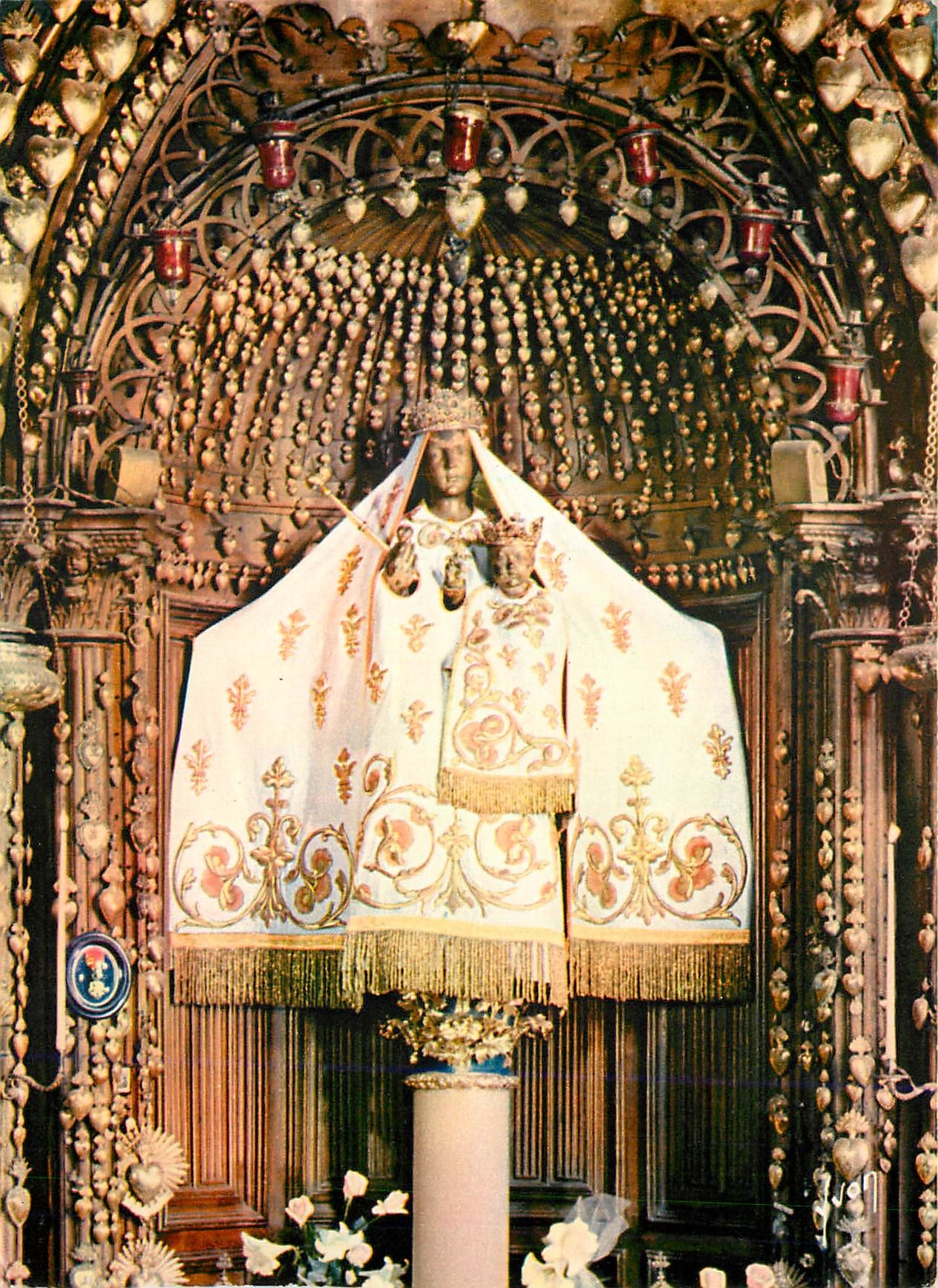 CPM Cathedrale de Chartres E et L La Vierge du Pilier 