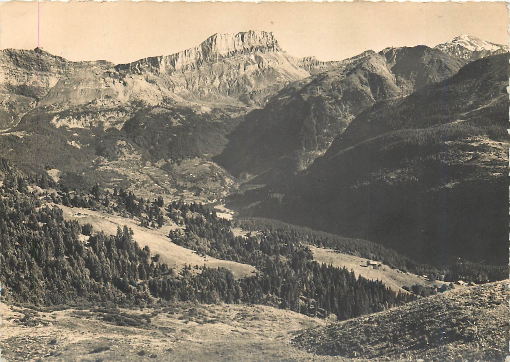 La chaîne des Fiz et le Buet depuis le Prarion — M. 258 — Éditions E.T.A.P. — Photo Véritable