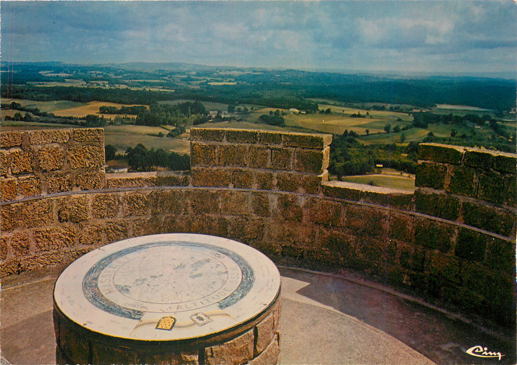 CPM Masseret Correze La Table d'Orientation au sommet de la tour 